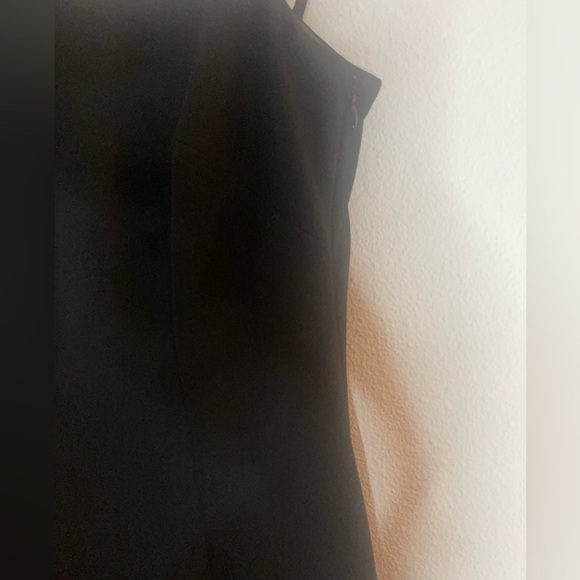 Eliza J One-Shoulder-Bow-Detail Gown Size 4 - Picture 2 of 6